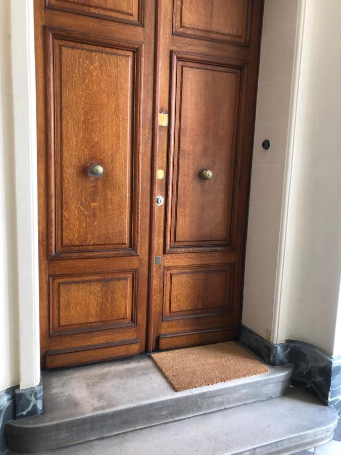 Appartement A Pres Du Pont Mirabeau Et Tour Eiffel